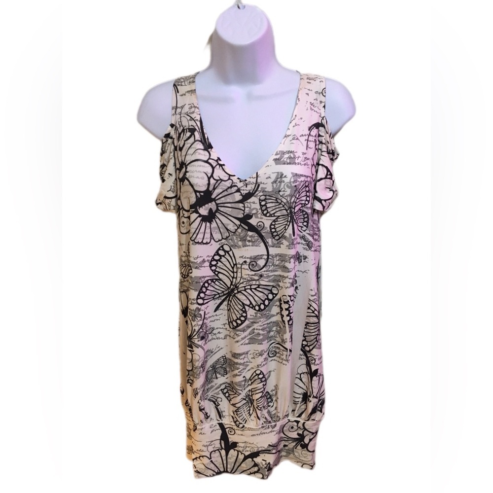 Eclipse Black and White Patterned Top